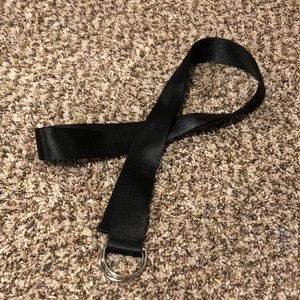 Black tie on belt